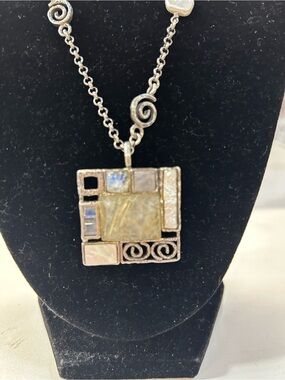 Ascopa Irael 925 necklace/pendant 2000 year old Roman glass and sp gems